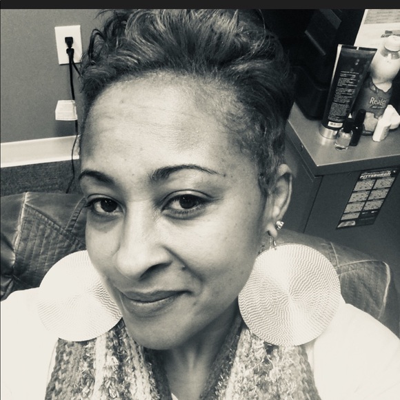 Meet your Posher, Arlena - Picture 7 of 8